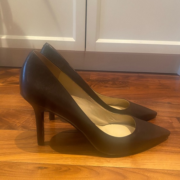 Nine West Pumps - Picture 1 of 9